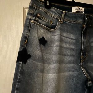 Jordache Jeans w/ dark stars.